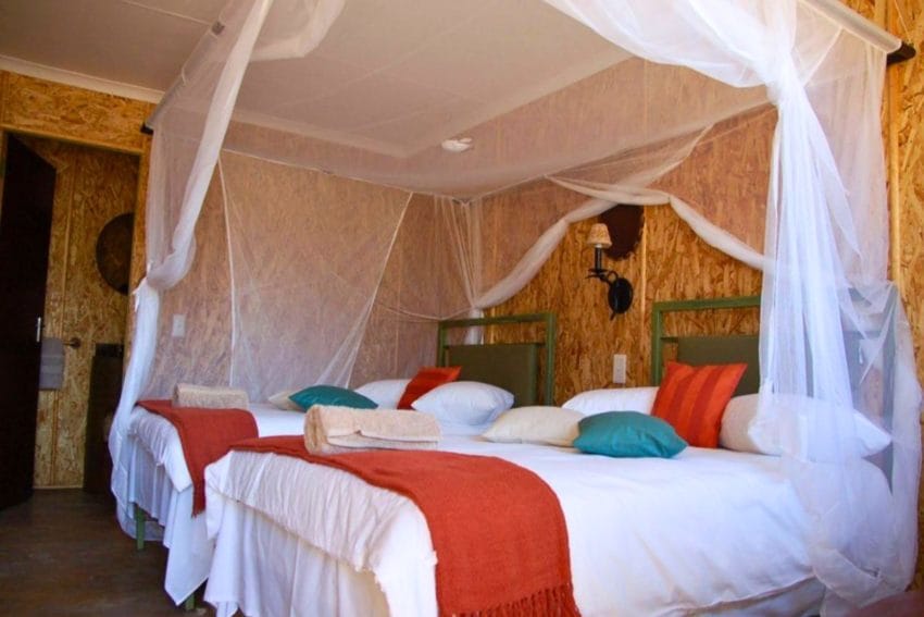 Tsumkwe Lodge, opinión de un ecolodge entre bosquimanos 18 tucsintsumkwelodge11