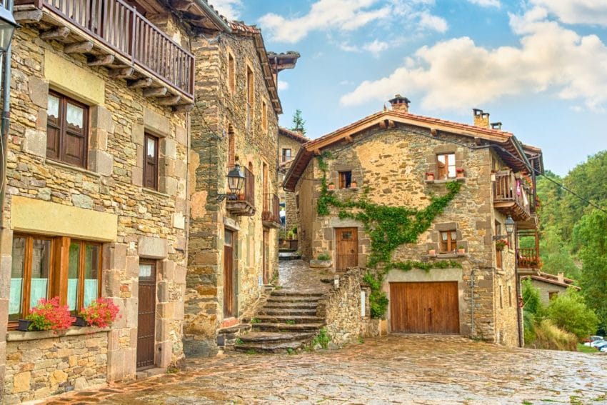 Los 11 pueblos más bonitos de Cataluña que ver en tu viaje 10 pueblosmasbonitosdecataluna03