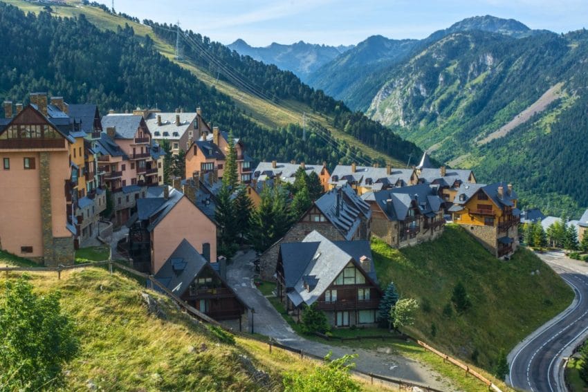 Los 11 pueblos más bonitos de Cataluña que ver en tu viaje 58 pueblosmasbonitosdecataluna18