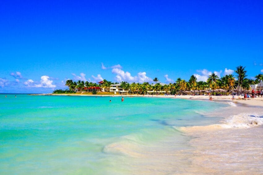 Las 11 mejores playas de Cuba (que parecen piscinas) 2 playasDeCuba01