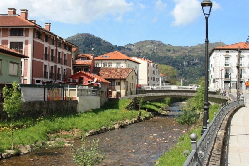 12 pueblos bonitos de Cantabria Oriental (con mapa) 8 pueblosBonitosDeCantabria03